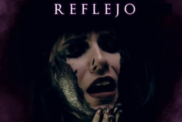 La cantautora peruana Roxie estrena videoclip: “Reflejo”